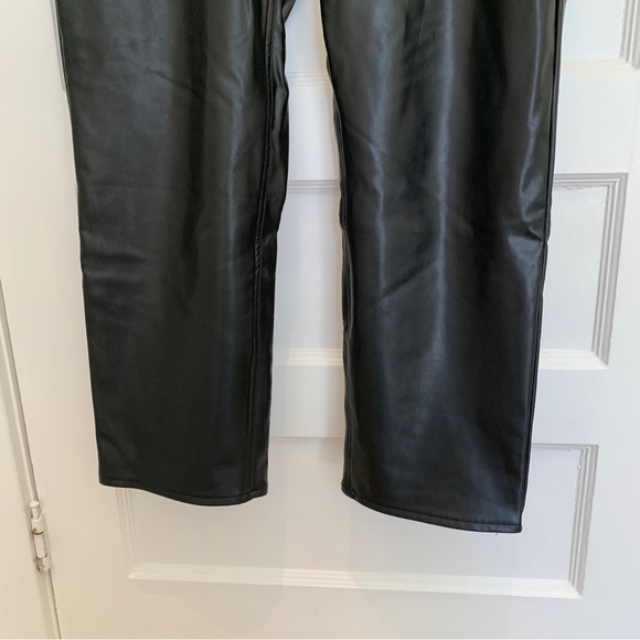 Abercrombie vegan leather ankle straight pant in black, size 31 - Picture 8 of 10